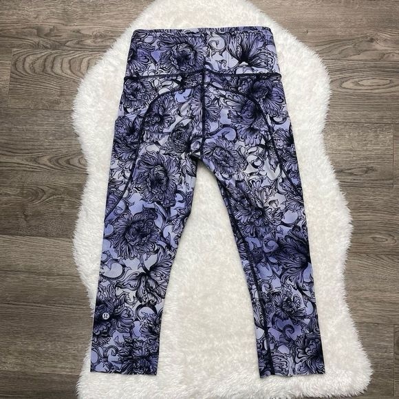 Lululemon Fast Free Hanakotoba Starlight Crop Purple Floral Leggings Sz 6 Run - Picture 4 of 10